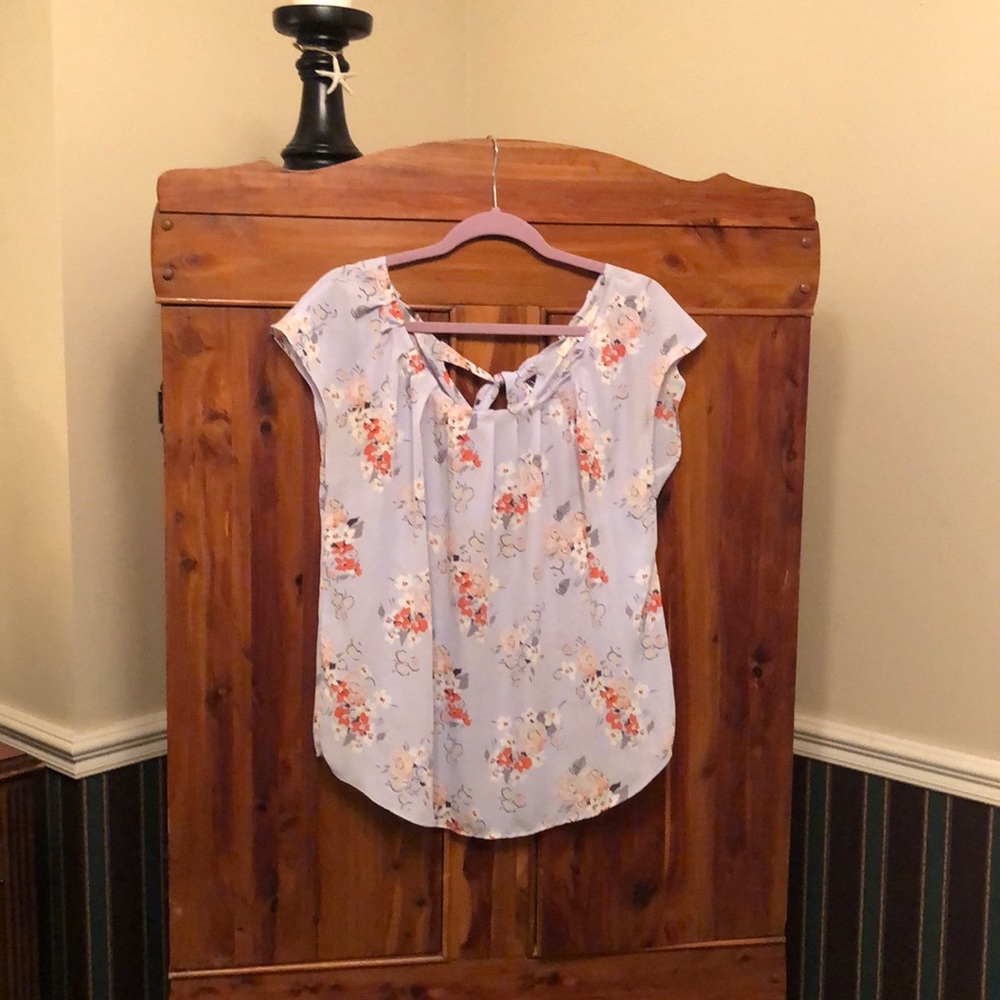 Floral top